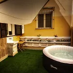 아파트 Casa Alagna - La Casetta Al Mare Con Idromassaggio *